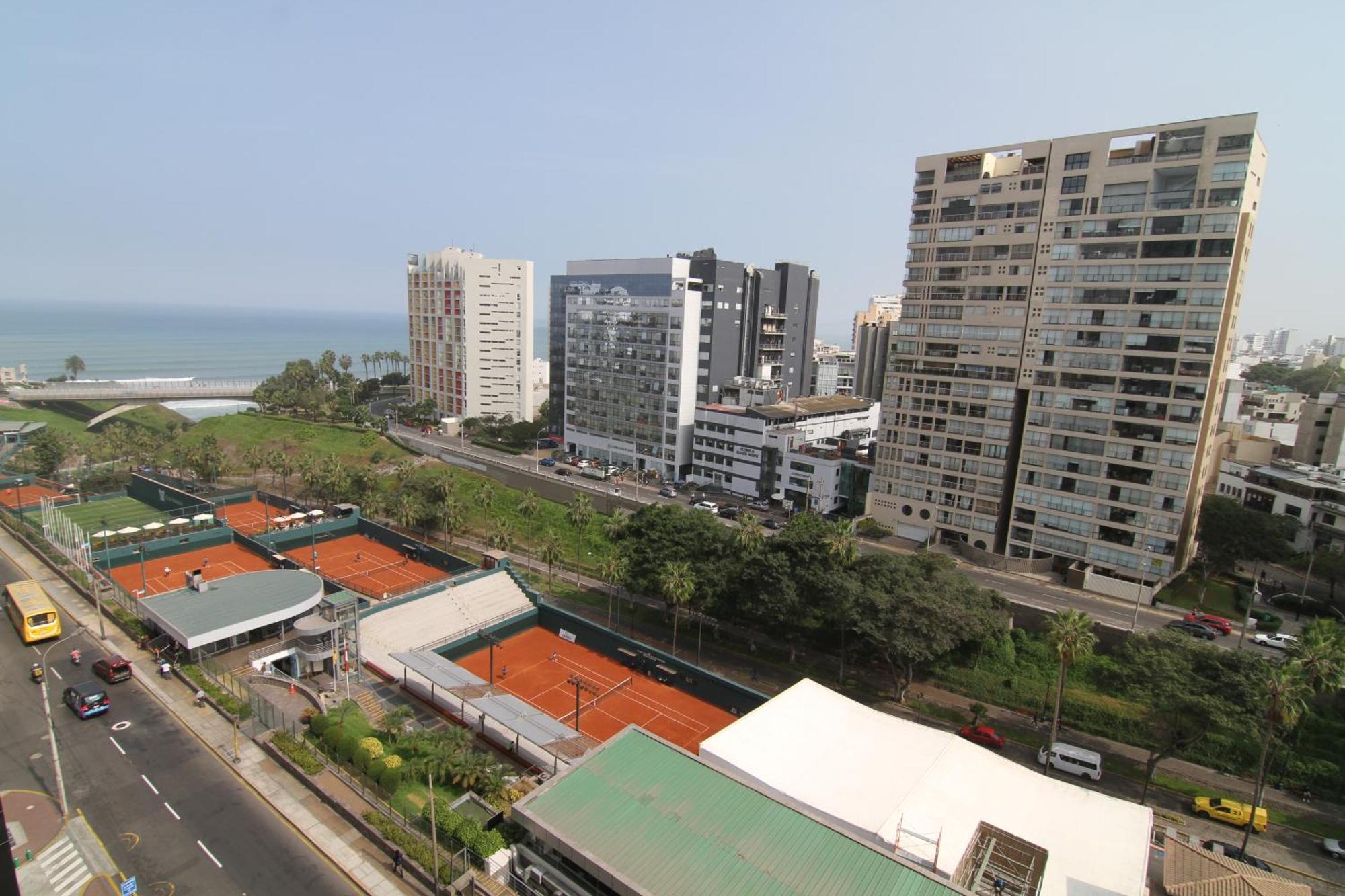 The Guest House 1 At The Booming Center Of Miraflores, Lima - Peru Eksteriør bilde