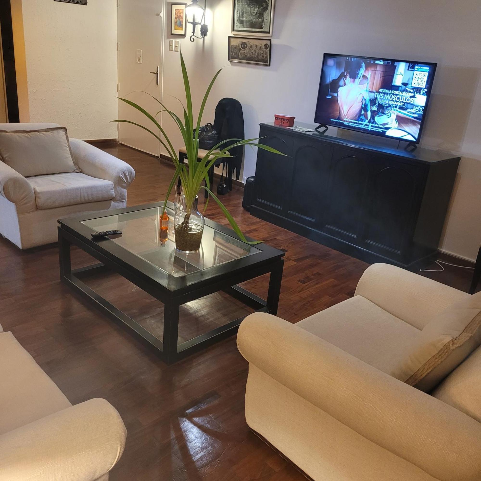 The Guest House 1 At The Booming Center Of Miraflores, Lima - Peru Eksteriør bilde