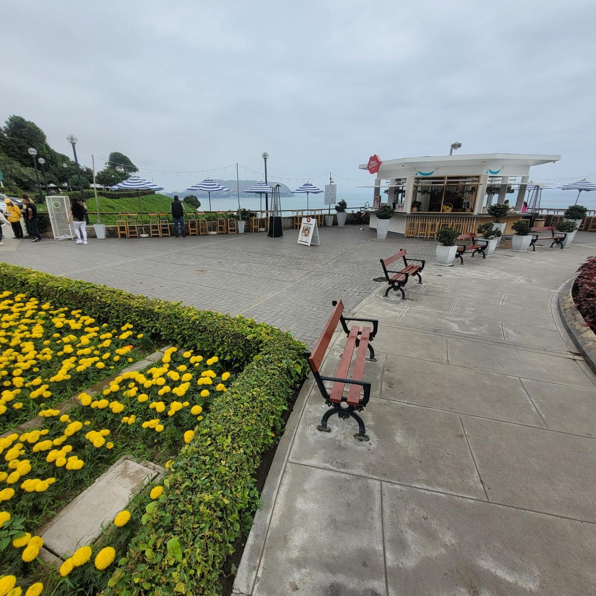The Guest House 1 At The Booming Center Of Miraflores, Lima - Peru Eksteriør bilde